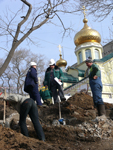 Стройка АТЭС "дошла" до территории храма