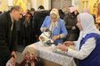 Фото. Владивосток. 19 января 2013 года. Праздник Крещения Господня в Покровском кафедральном соборе