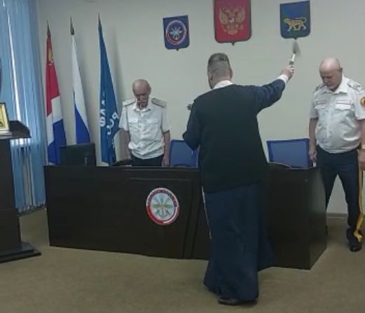 Клирик епархии благословил казаков в 133-ю годовщину Уссурийского казачьего войска