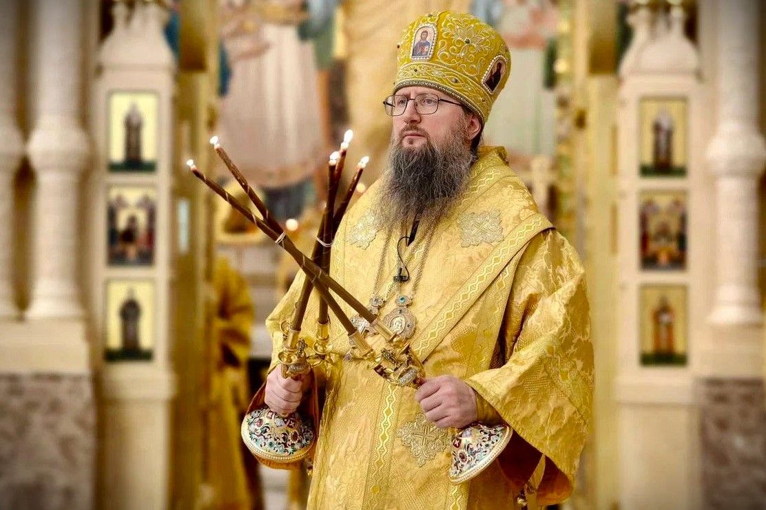 Митрополит Павел возглавил всенощное бдение в главном храме Приморья