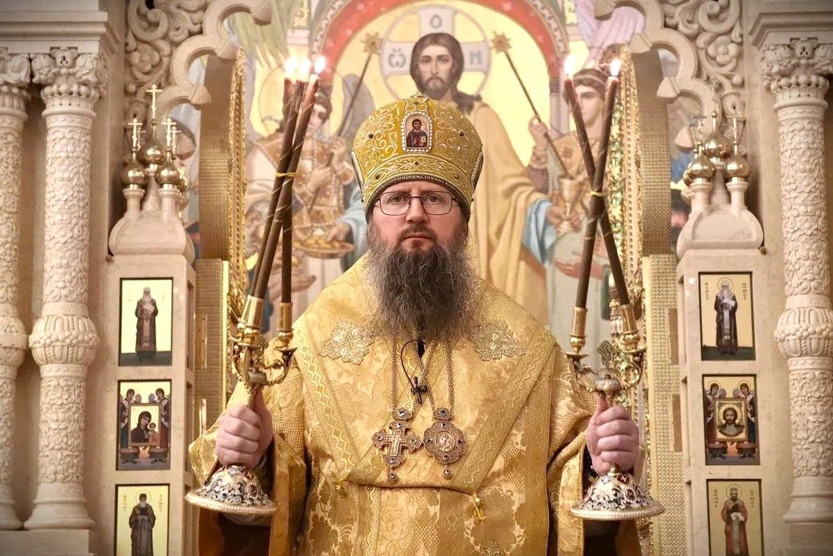 Правящий архиерей совершил полиелейное богослужение в Спасо-Преображенском соборе