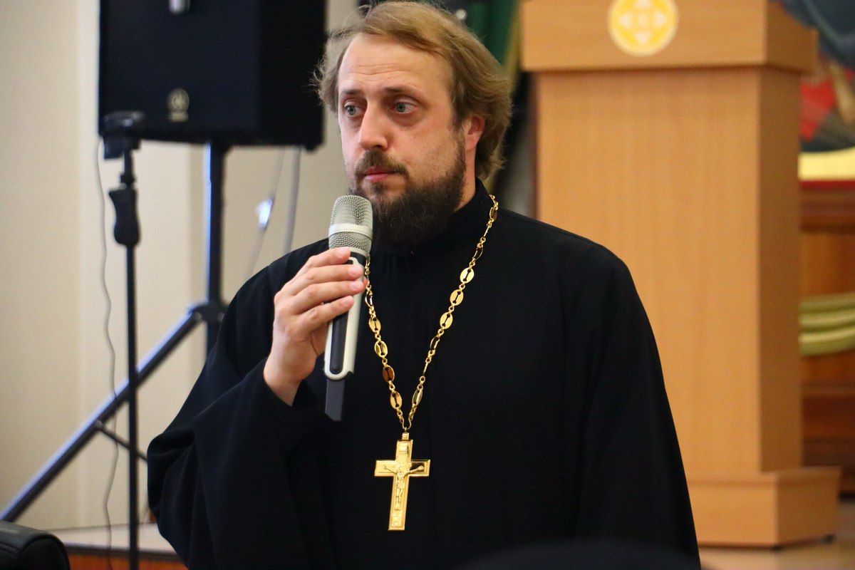 Иерей Дионисий Гордеев принял участие в работе Государственных экзаменационных комиссий
